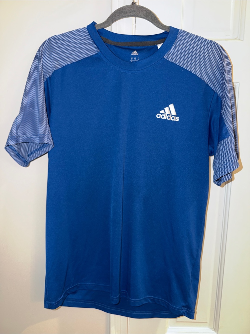 Adidas climalite Men’s Blue Performance Tee size medium